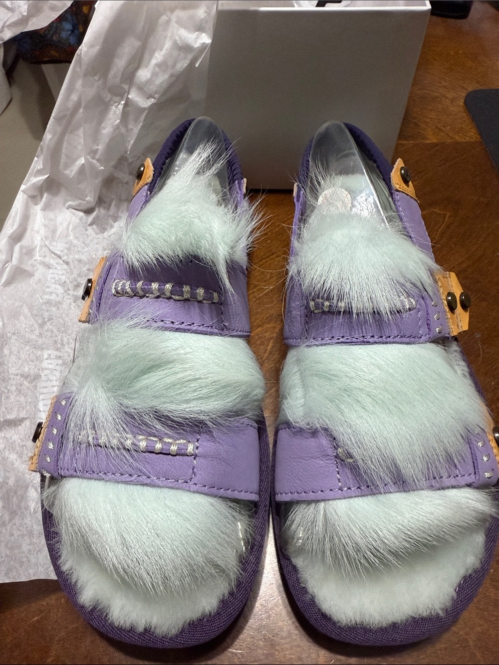 New in Box UGG DESERT DREAM PATENT SLINGBACK MULTI-COLOR - Picture 5 of 8